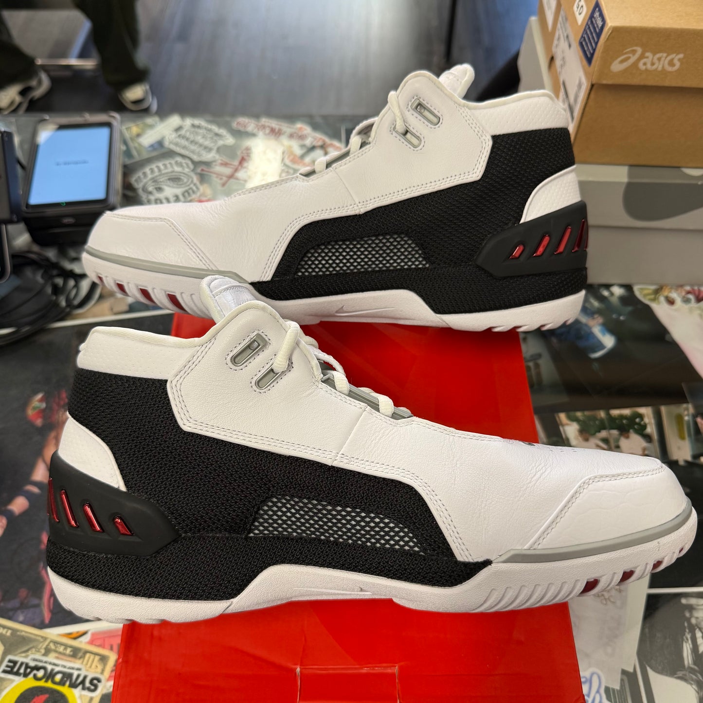 Nike Air Zoom Generation White Black Retro