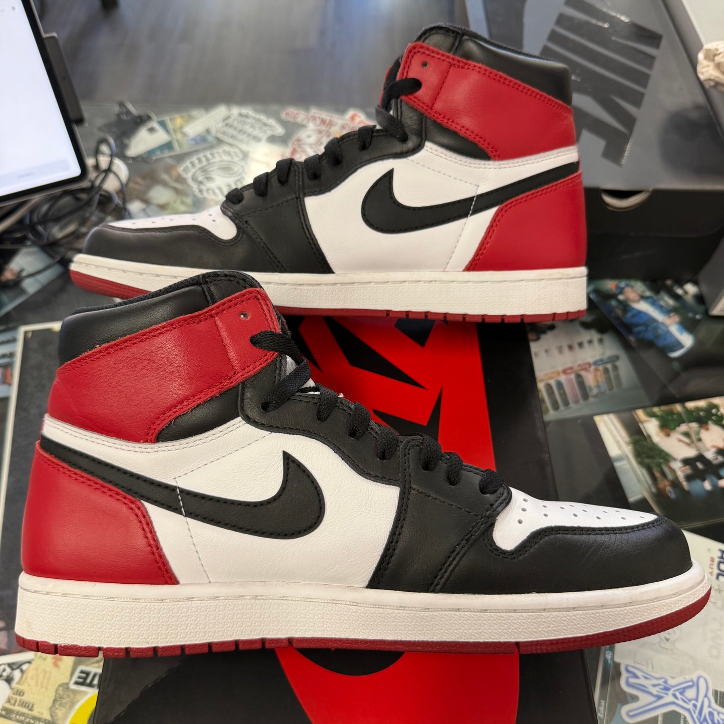 Jordan 1 Retro Black Toe 2016 U