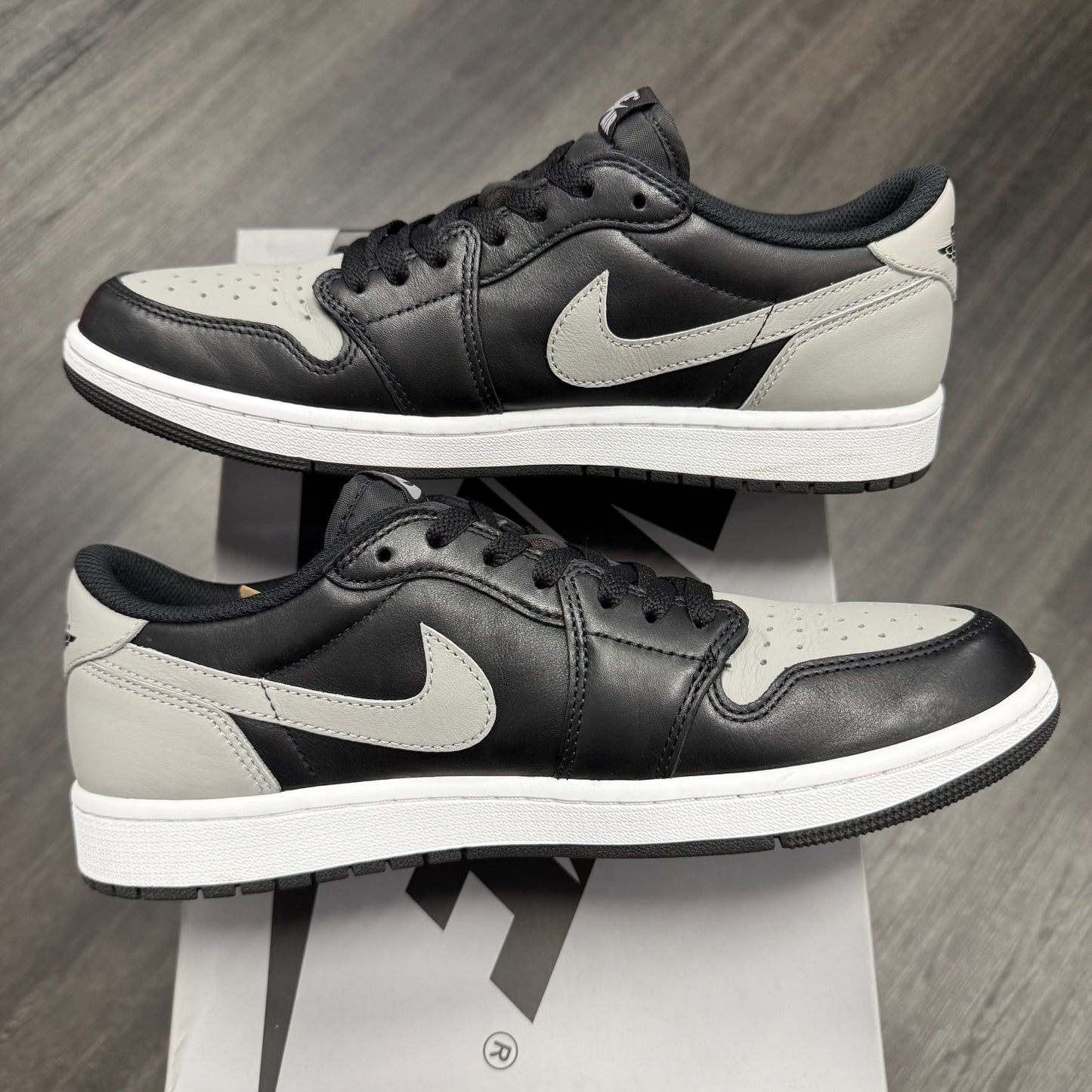 Jordan 1 Low OG Shadow 2024 U 10.5