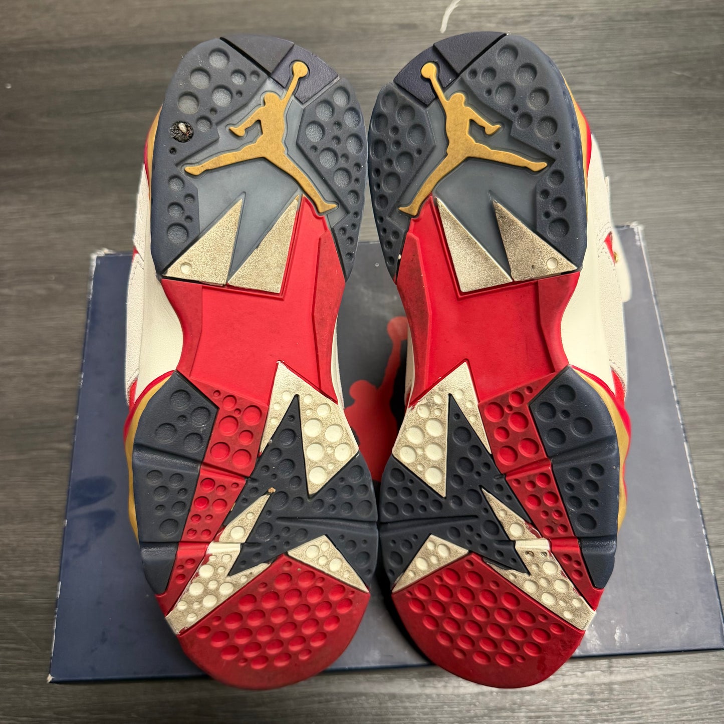 Jordan 7 Retro Trophy Room New Sheriff In Town