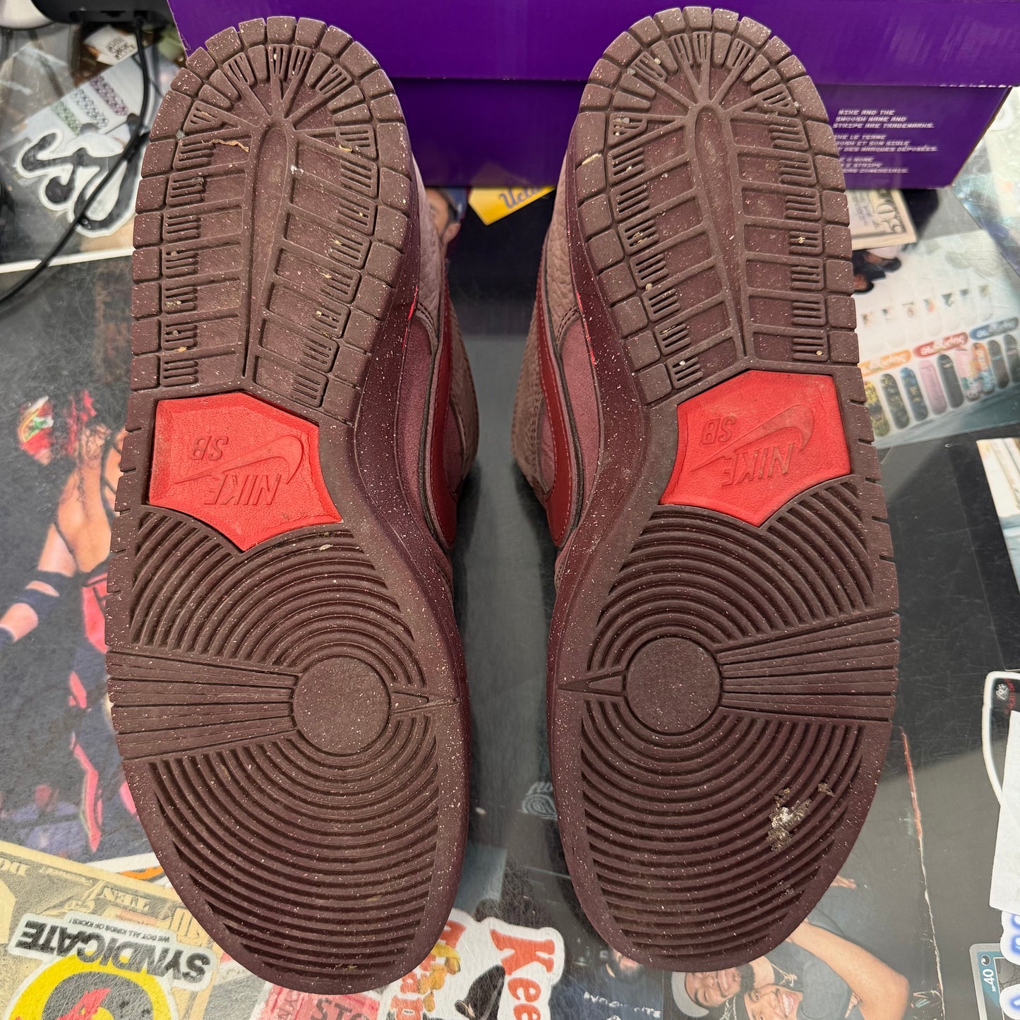 Nike SB Dunk Low City Of Love Burgundy Crush U12