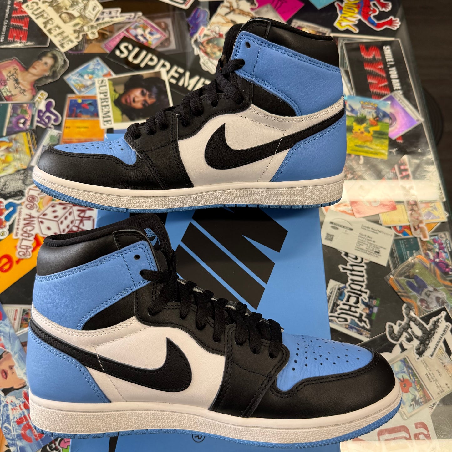 Jordan 1 Retro UNC Toe U8
