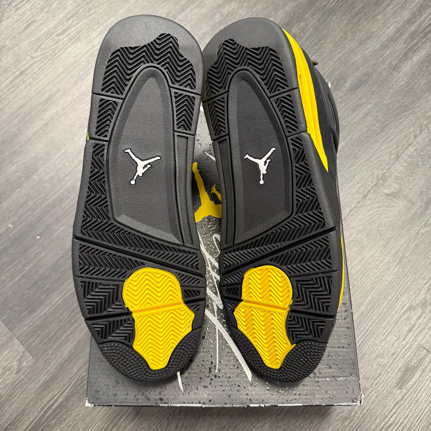 Jordan 4 Retro Thunder U13
