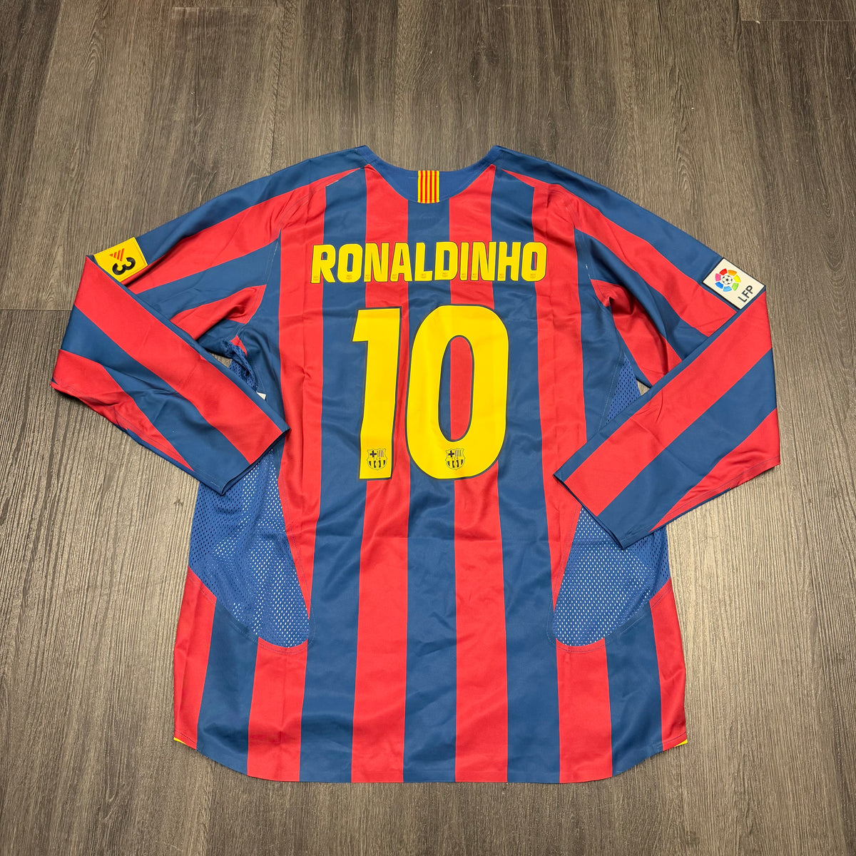 Nike Barcelona Ronaldinho Jersey