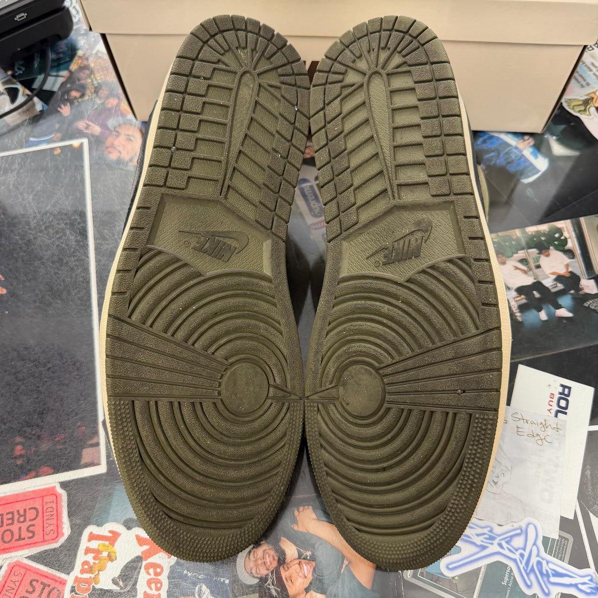 Jordan 1 Retro Low OG SP Travis Scott Medium Olive U12
