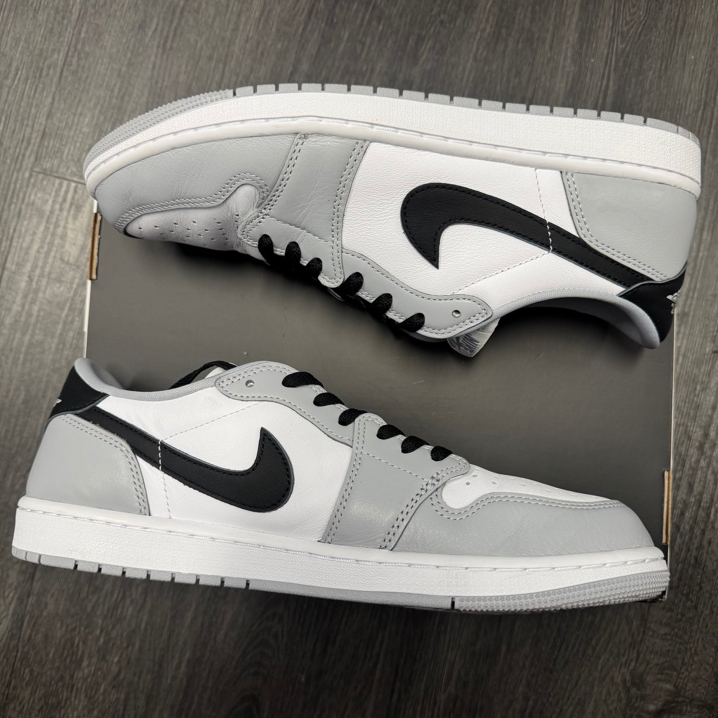 Jordan 1 Retro Low OG Barons U