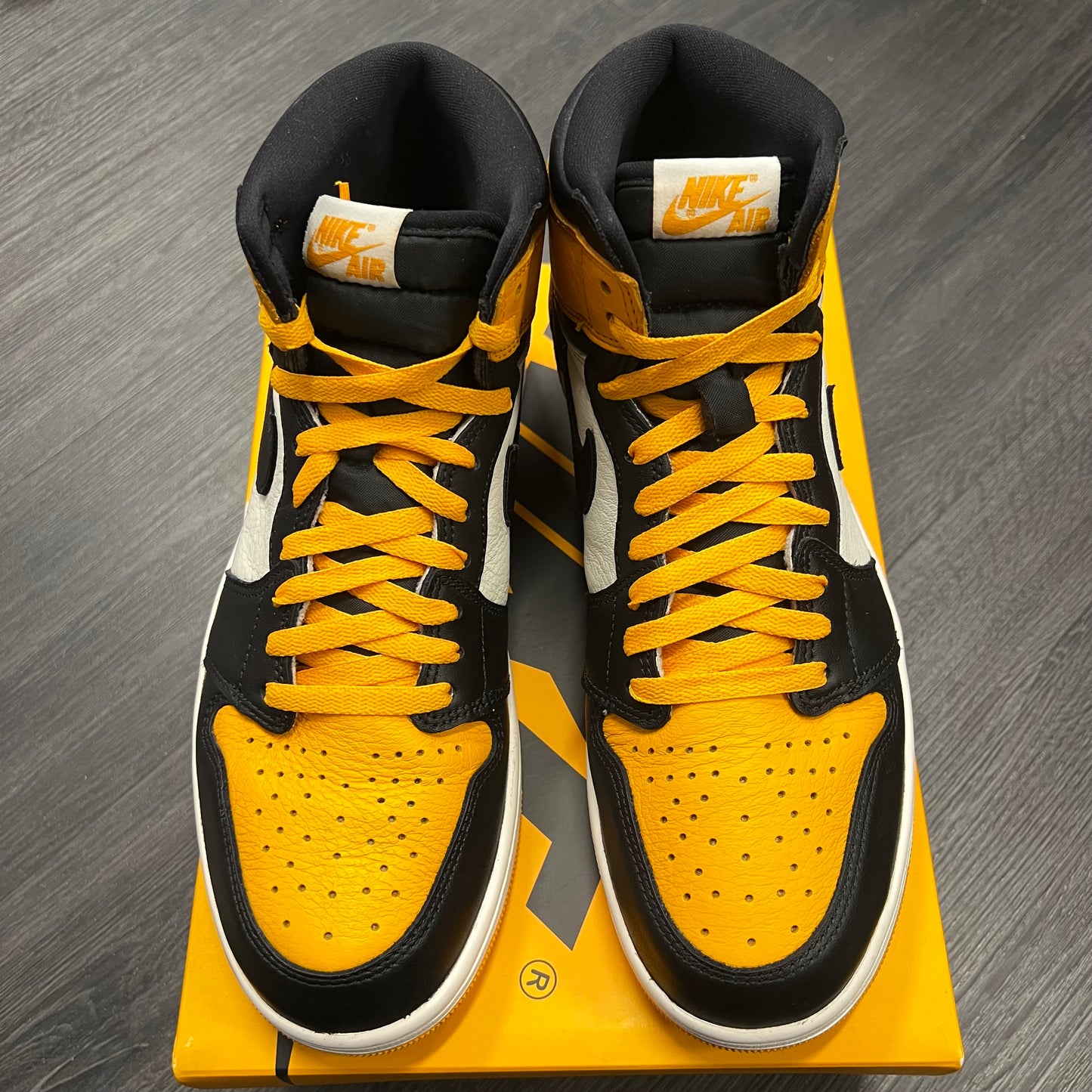 Jordan 1 Retro High OG Taxi U10.5