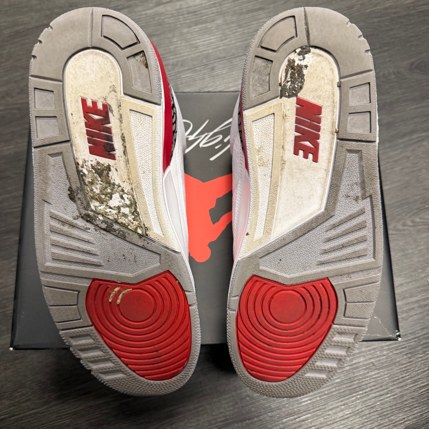 Jordan 3 Retro Fire Red 2022 U8.5
