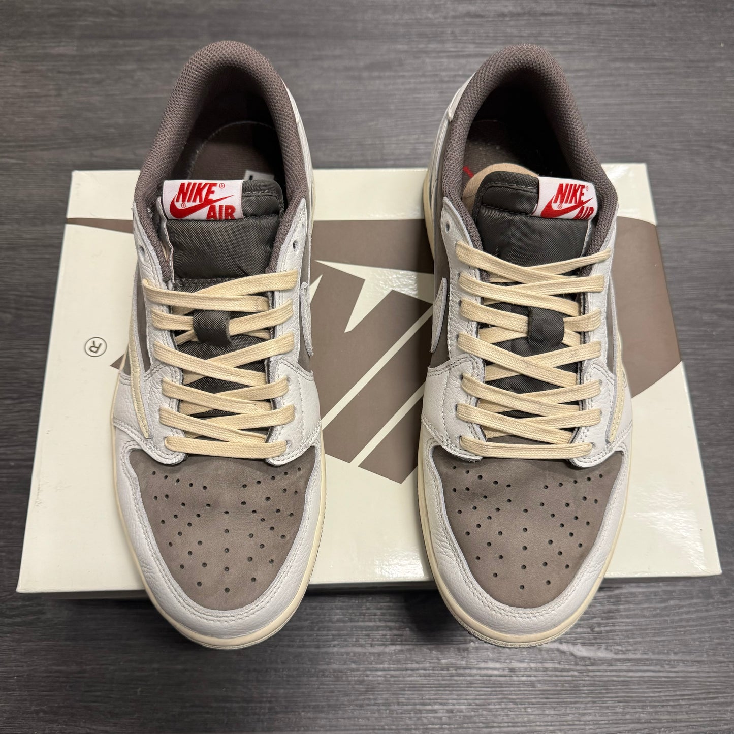 Jordan 1 Retro Low Travis Scott Reverse Mocha U