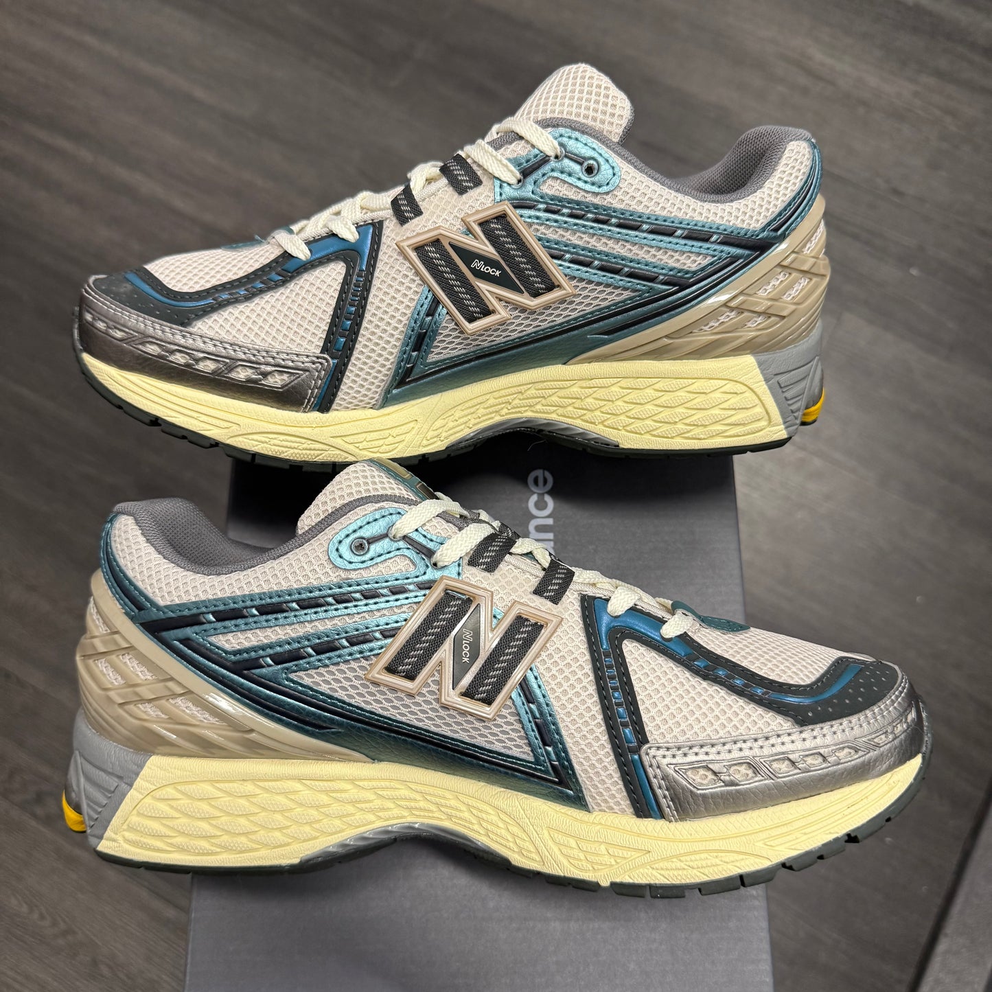 New Balance 1906R Metallic Teal New Spruce