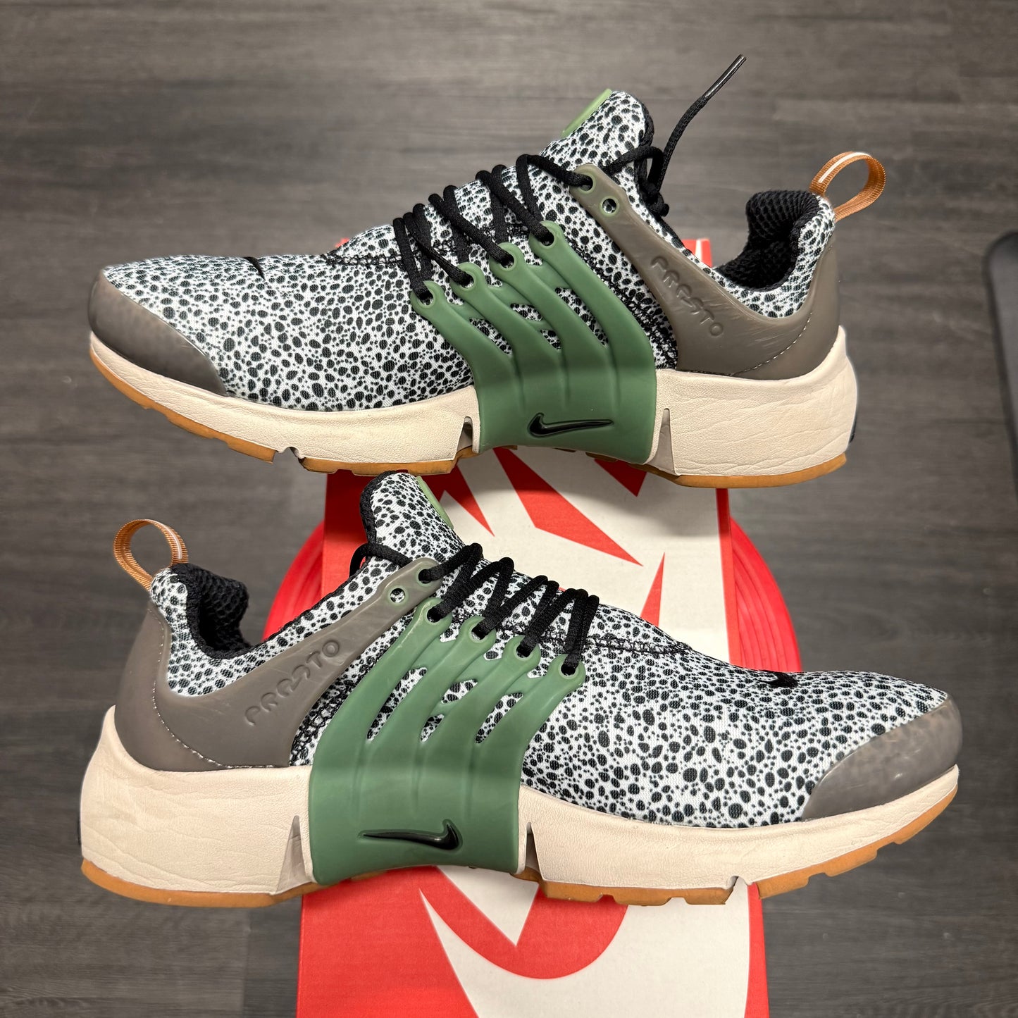 Nike Air Presto Safari