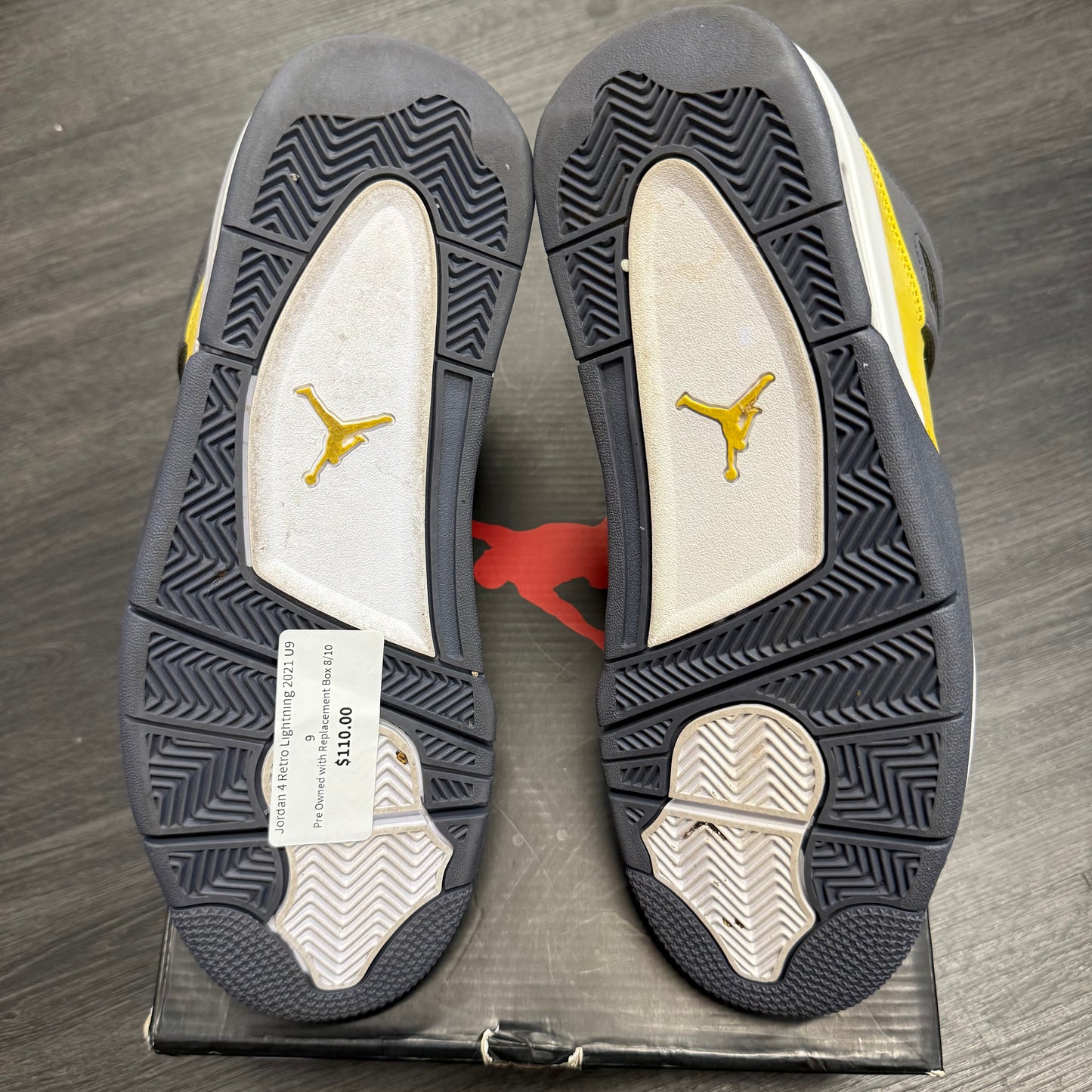 Jordan 4 Retro Lightning 2021 U9