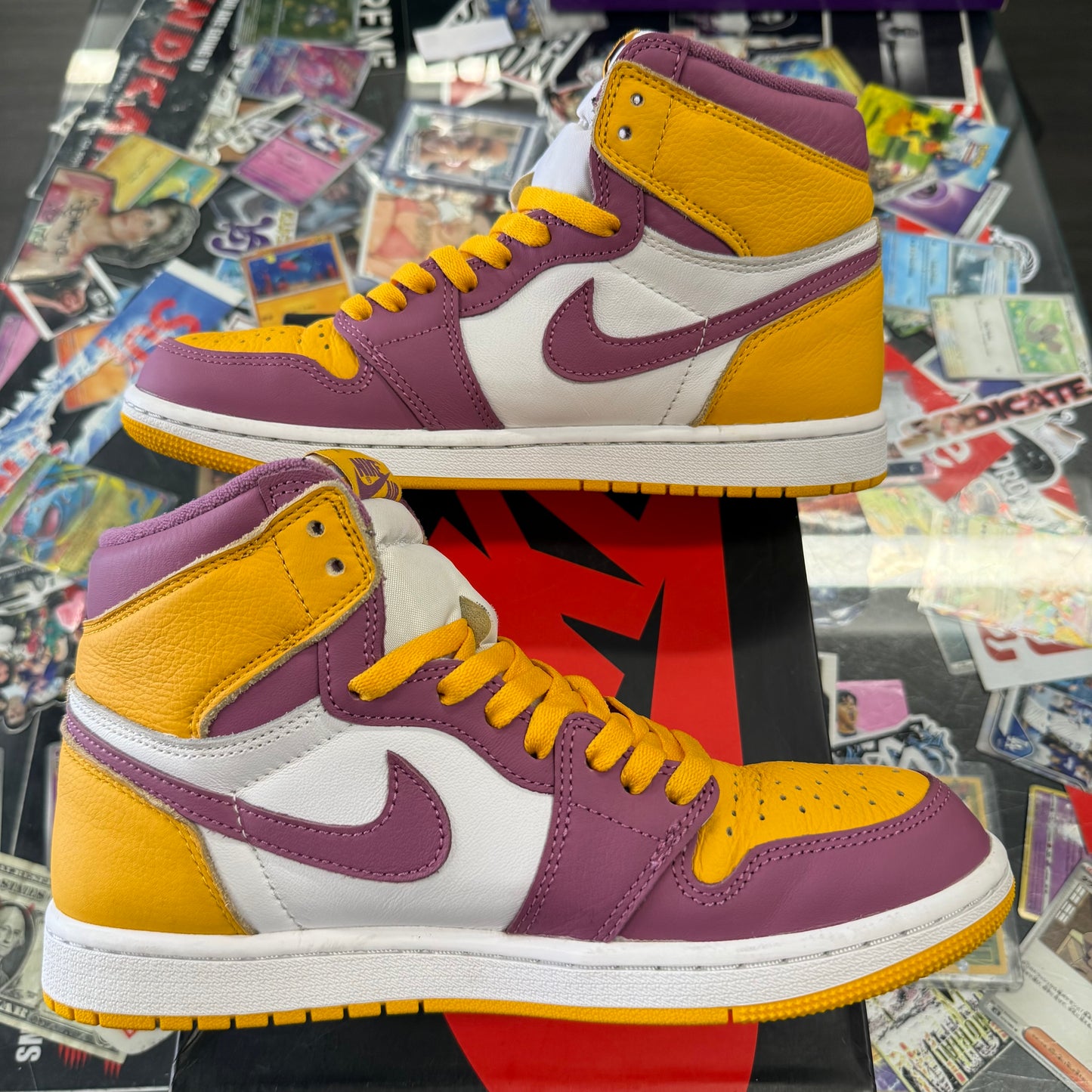 Jordan 1 Retro Brotherhood U8