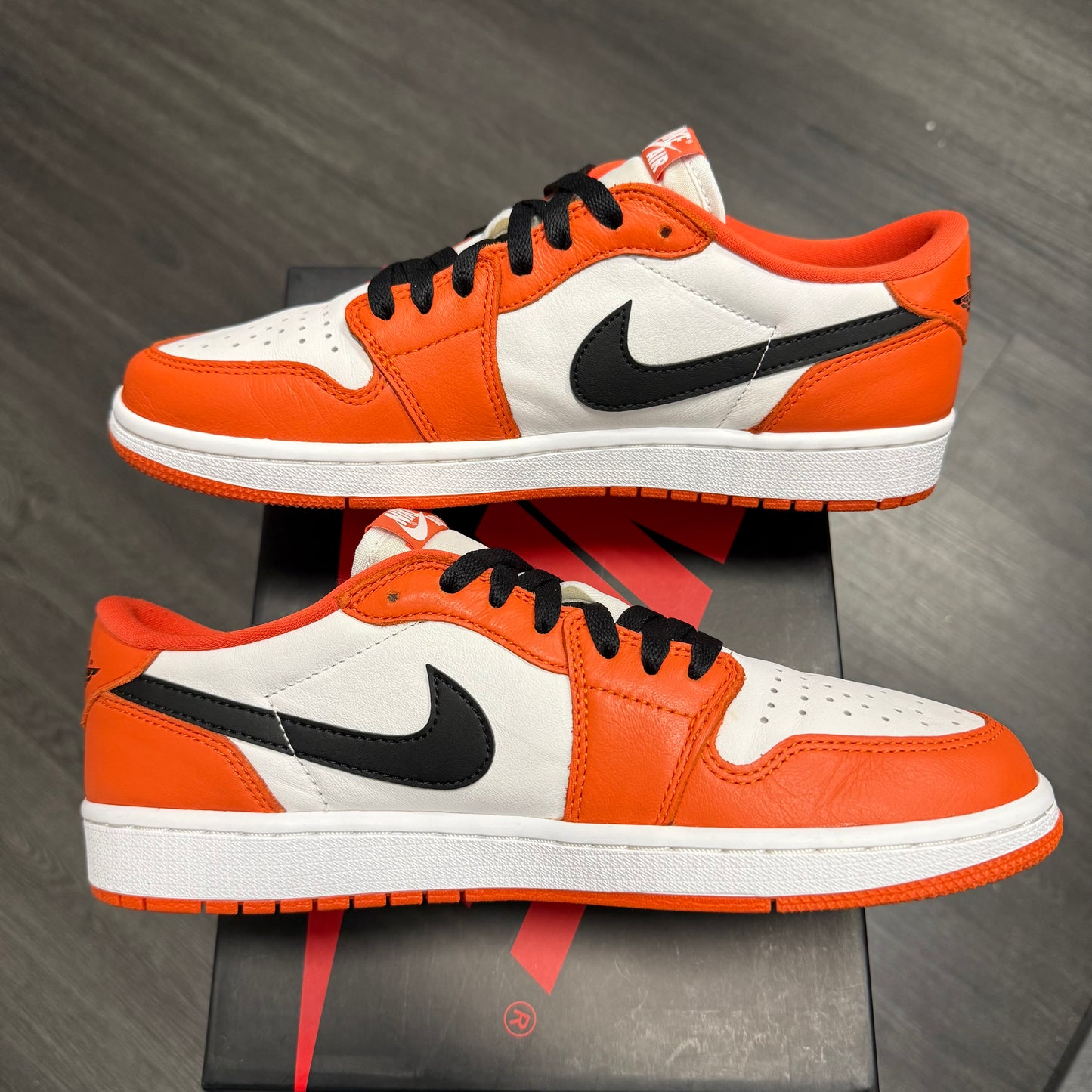 Jordan 1 Retro Low Starfish U
