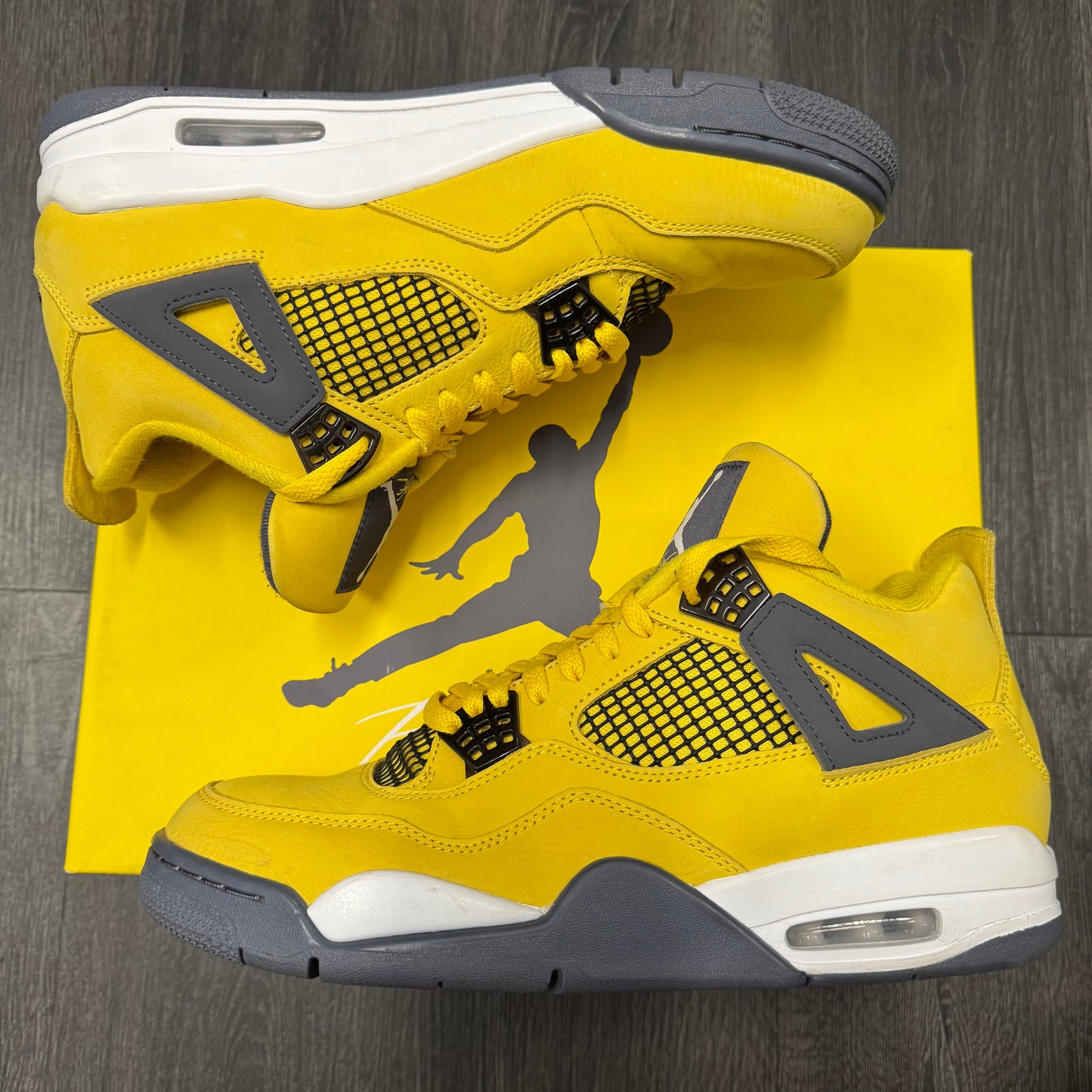 Jordan 4 Retro Lightning 2021 U