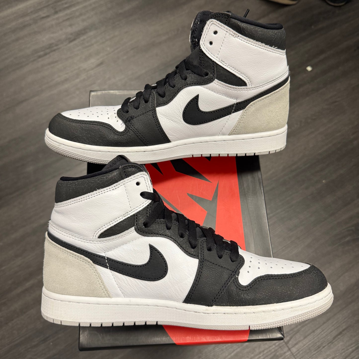 Jordan 1 Retro Bleached Coral U10.5