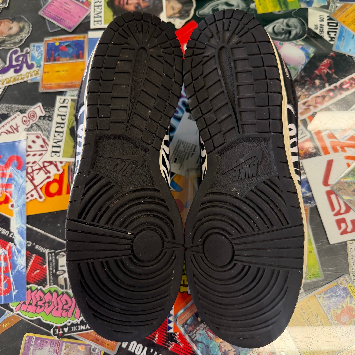 Nike SB Dunk Low OG QS Quartersnacks Zebra U11