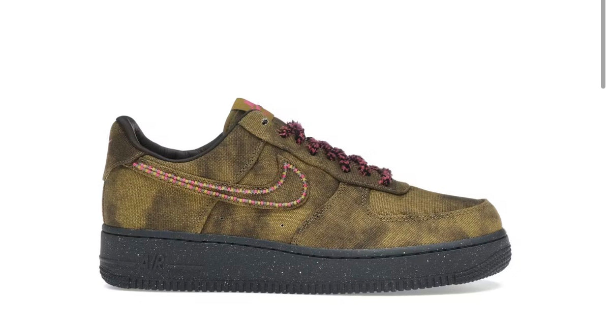 Nike Air Force 1 Low '07 QS Boucle Desert Moss Fierce Pink