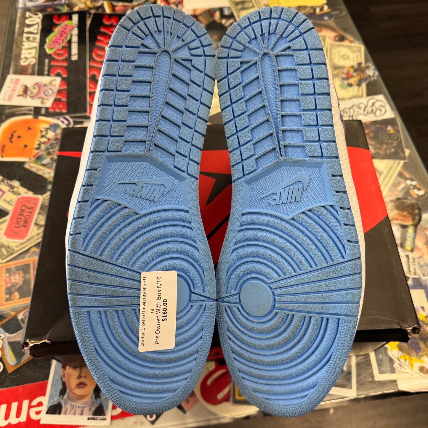 Jordan 1 Retro University Blue U