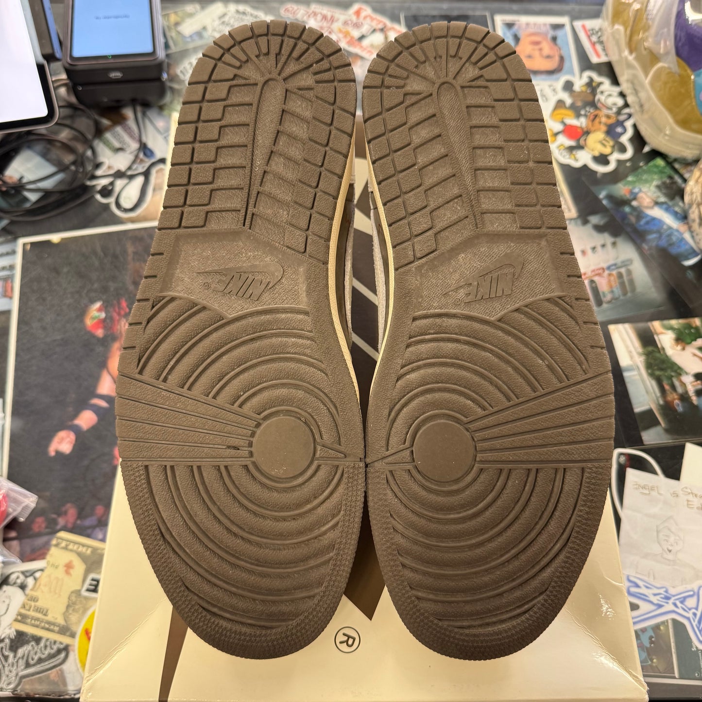 Jordan 1 Retro Low Travis Scott Reverse Mocha U10.5