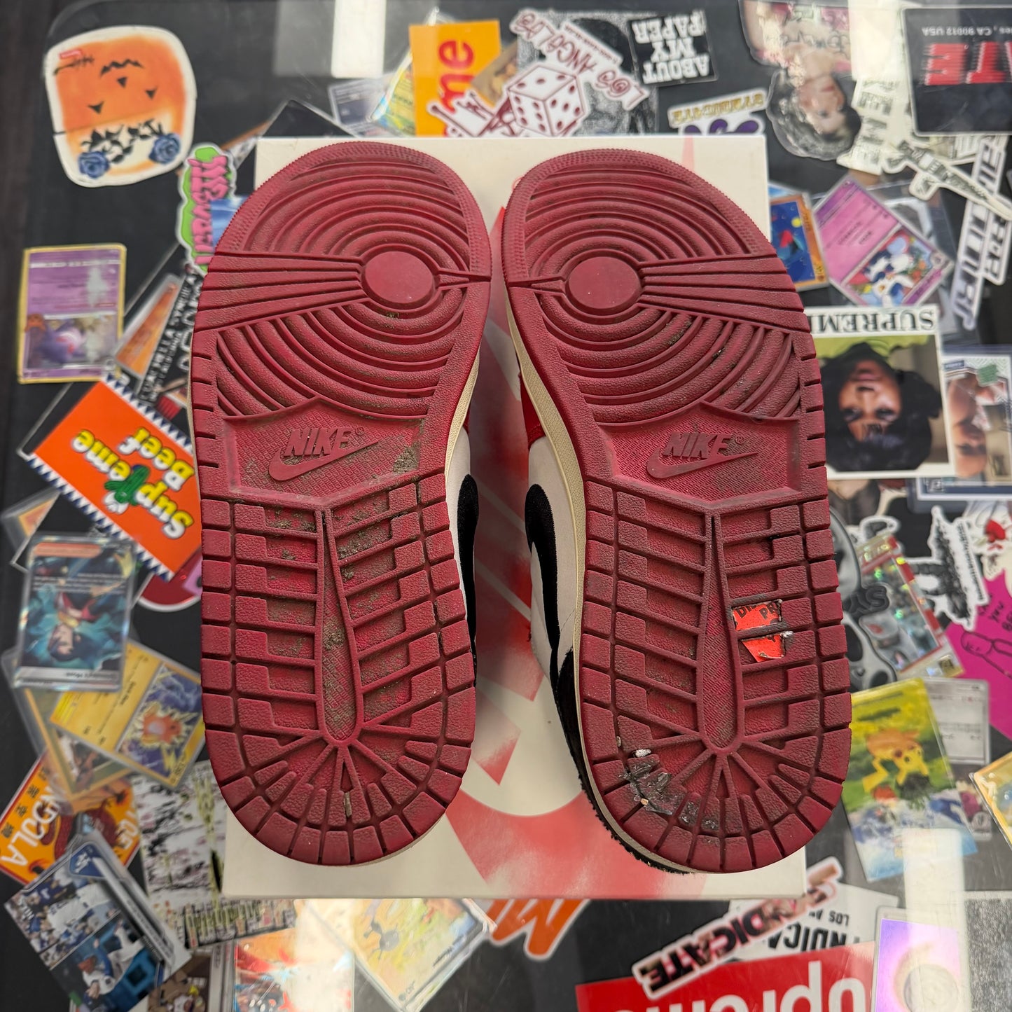 Jordan 1 Retro Low OG Trophy Room Away U7