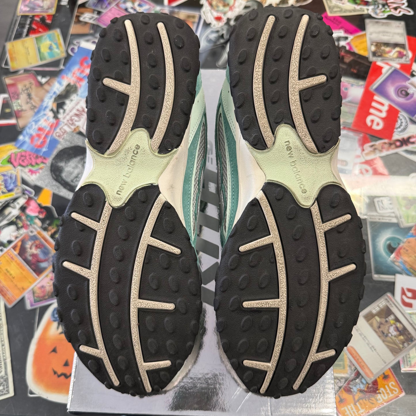 New Balance 204L Kith Green Silver