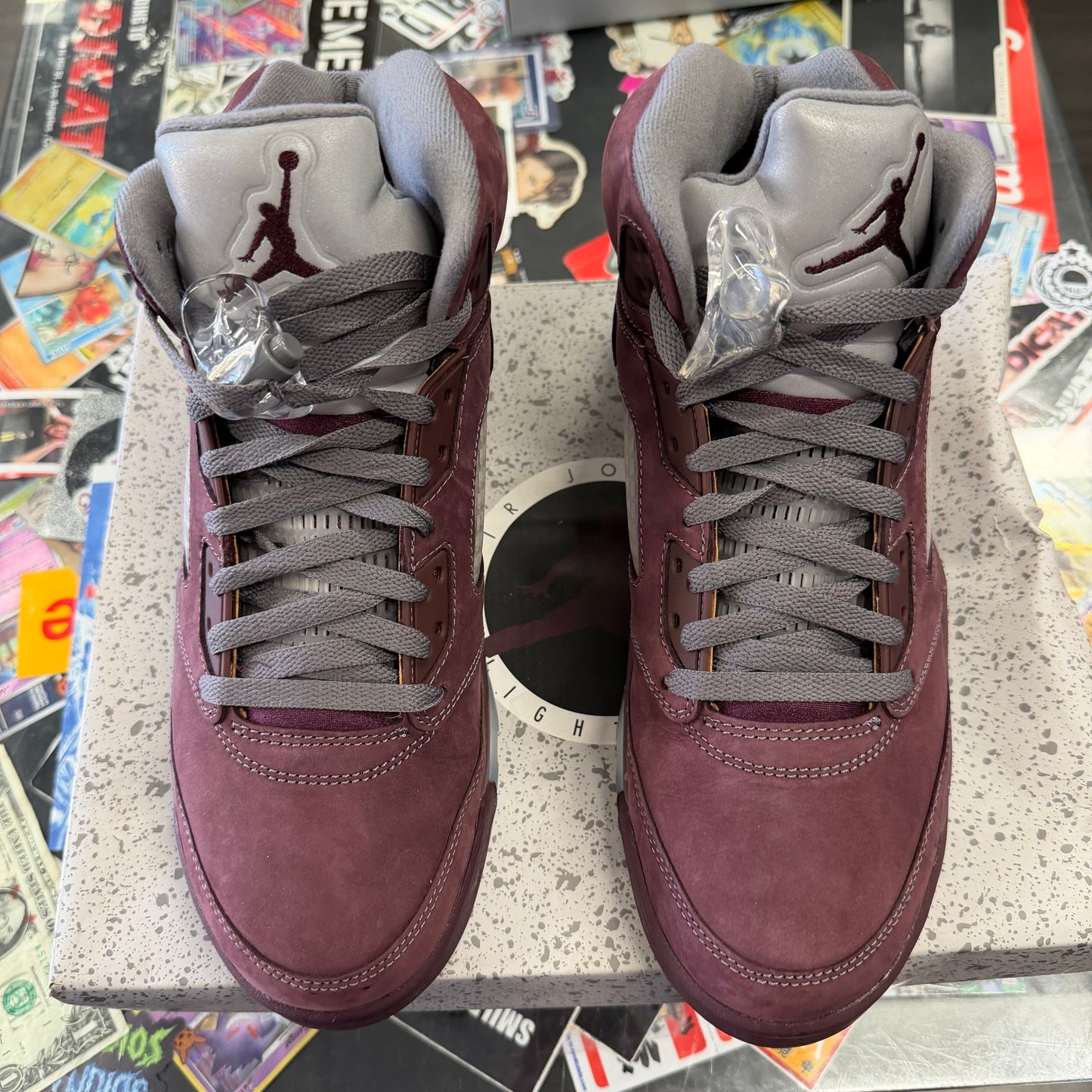 Jordan 5 Retro Burgundy 2023 U
