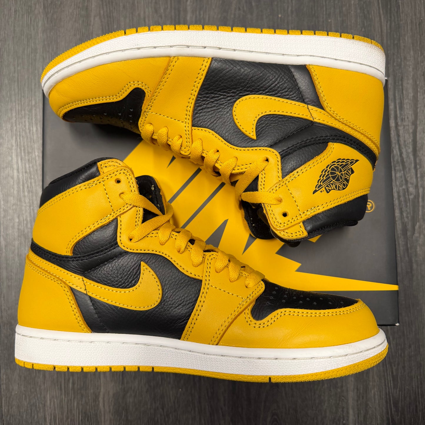 Jordan 1 Retro Pollen U8