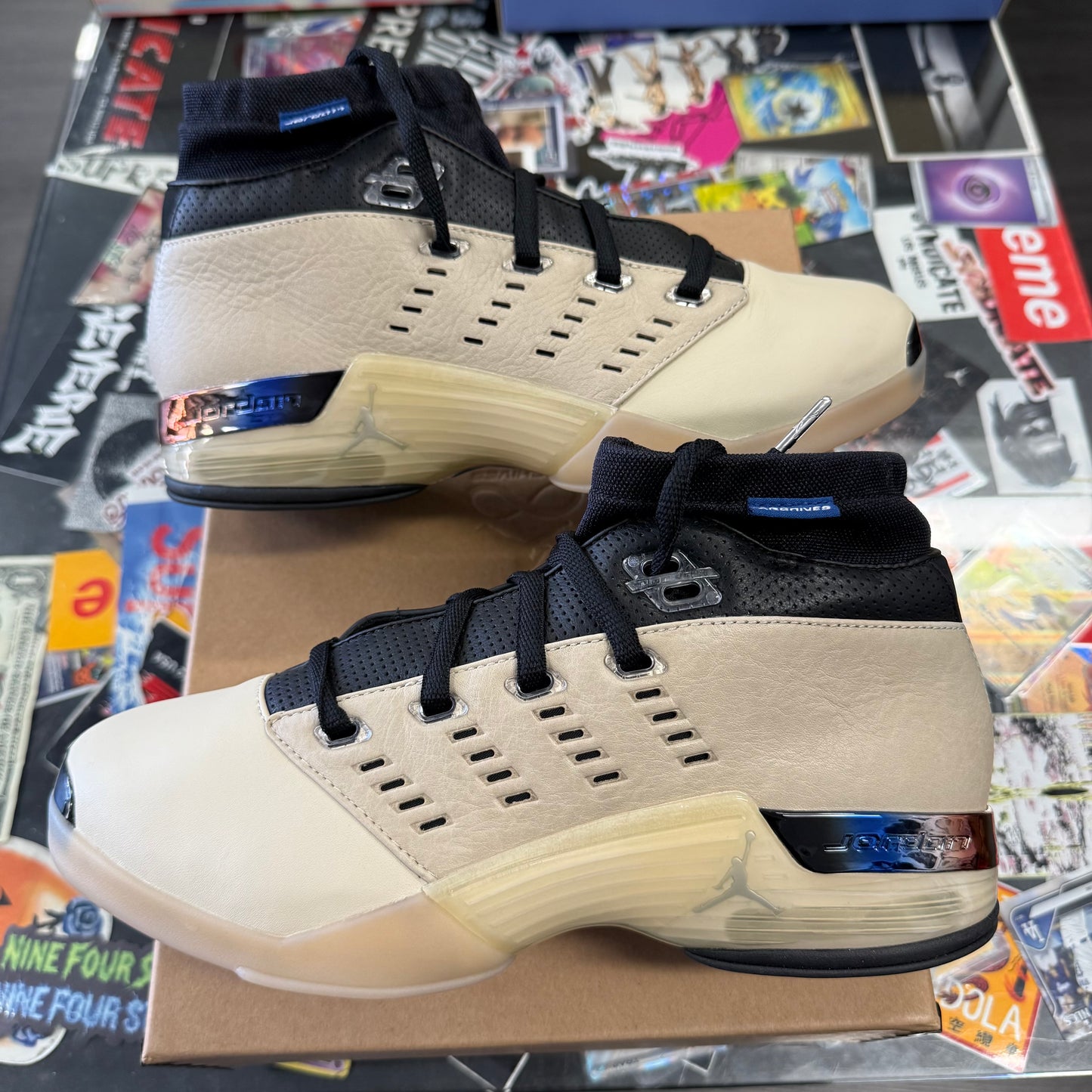 Jordan 17 Retro Low SP Infinite Archives U9