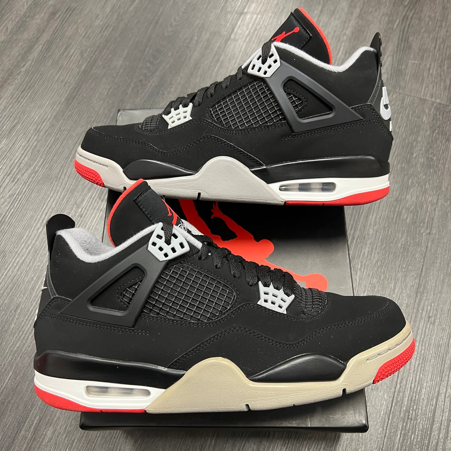 Jordan 4 Retro Bred 2019 U *