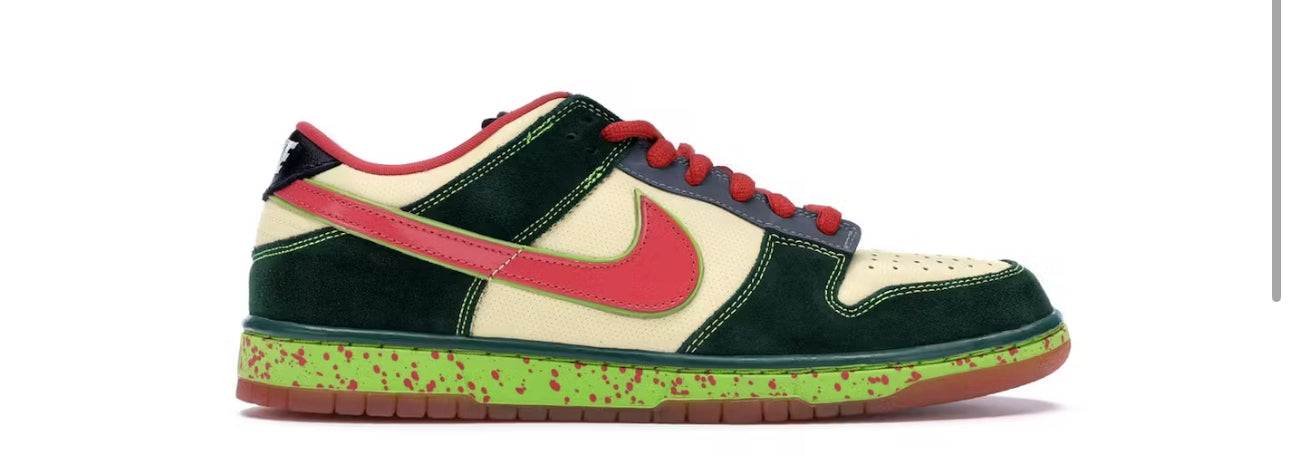 Nike SB Dunk Low Mosquito