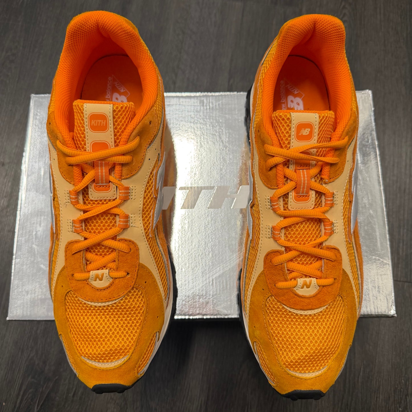 New Balance 204L Kith Orange