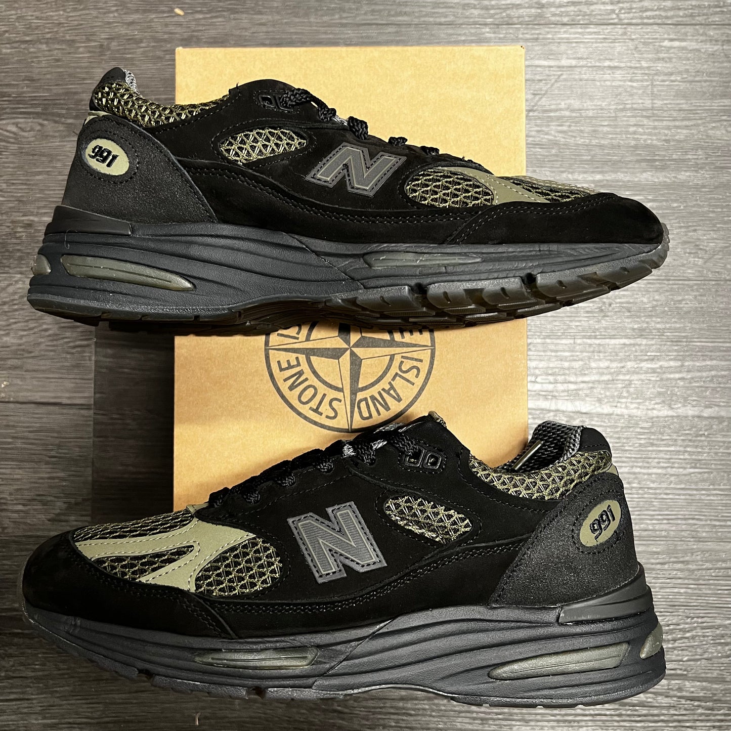 New Balance 991v2 MiUK Stone Island Black U