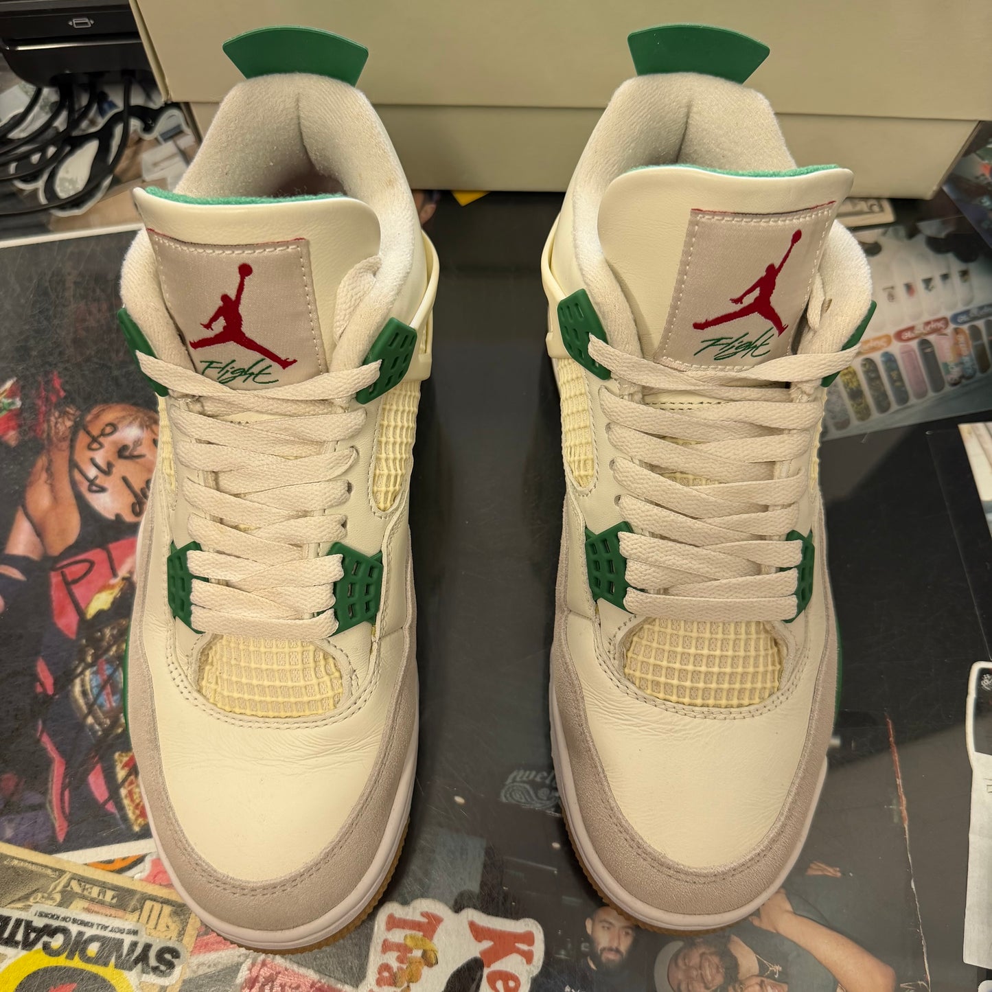 Jordan 4 SB Pine Green U8
