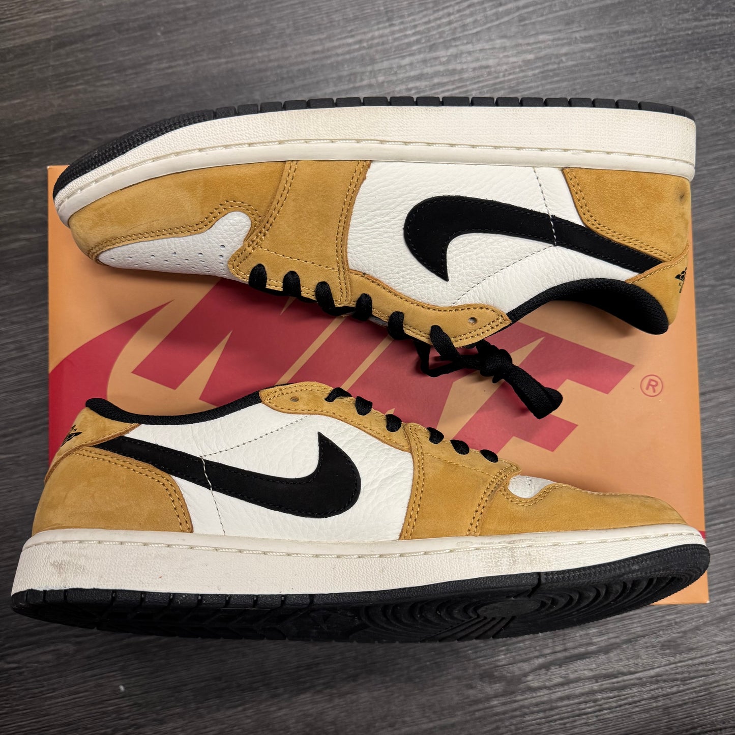 Jordan 1 Low OG Rookie of the Year