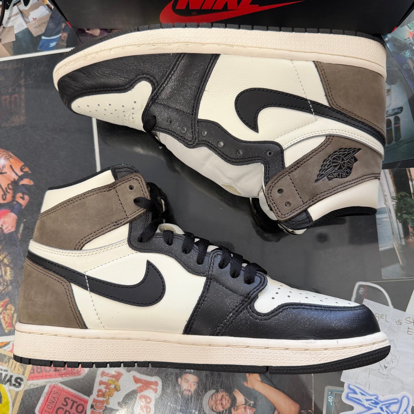 Jordan 1 Retro Dark Mocha U8