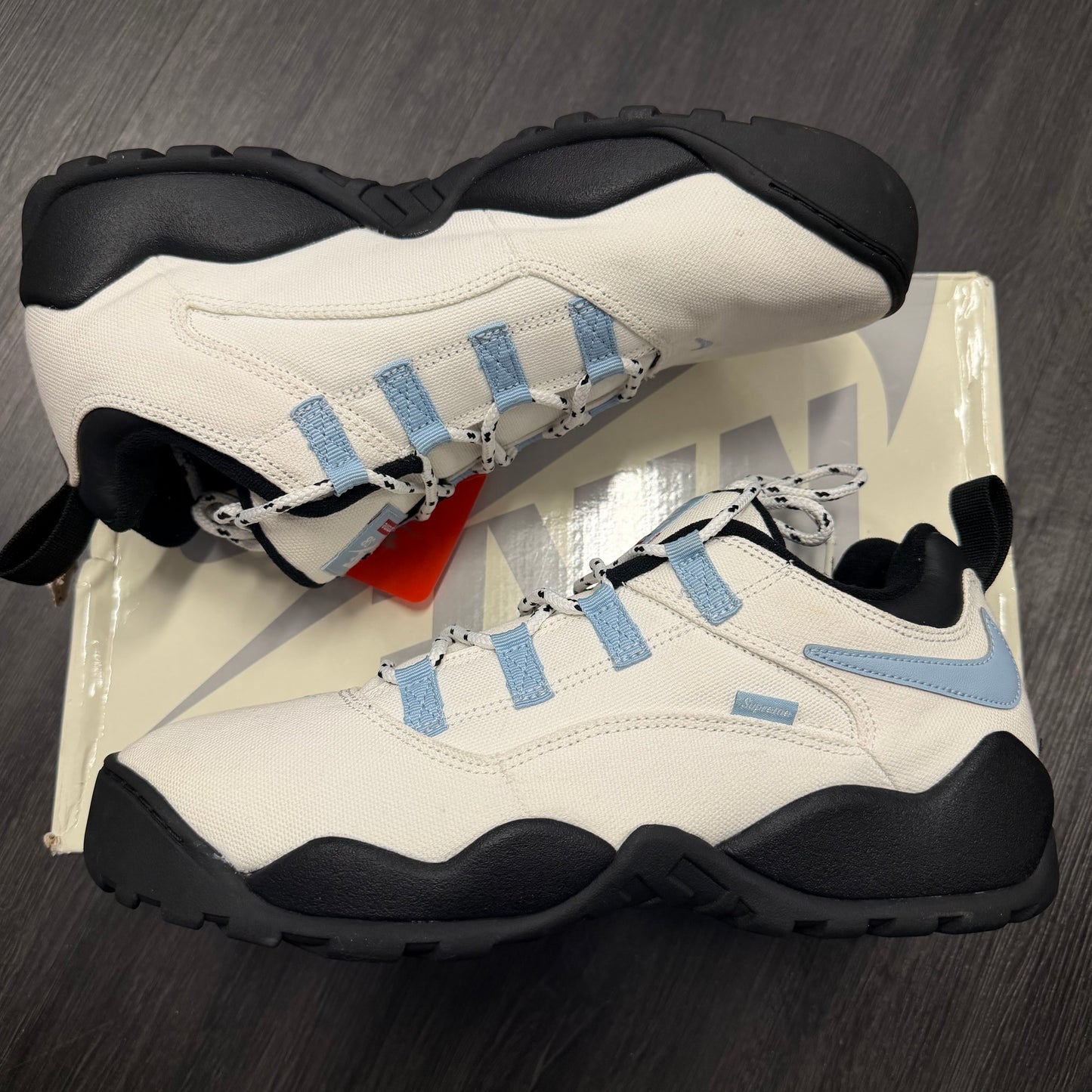 Nike SB Darwin Low Supreme Sail