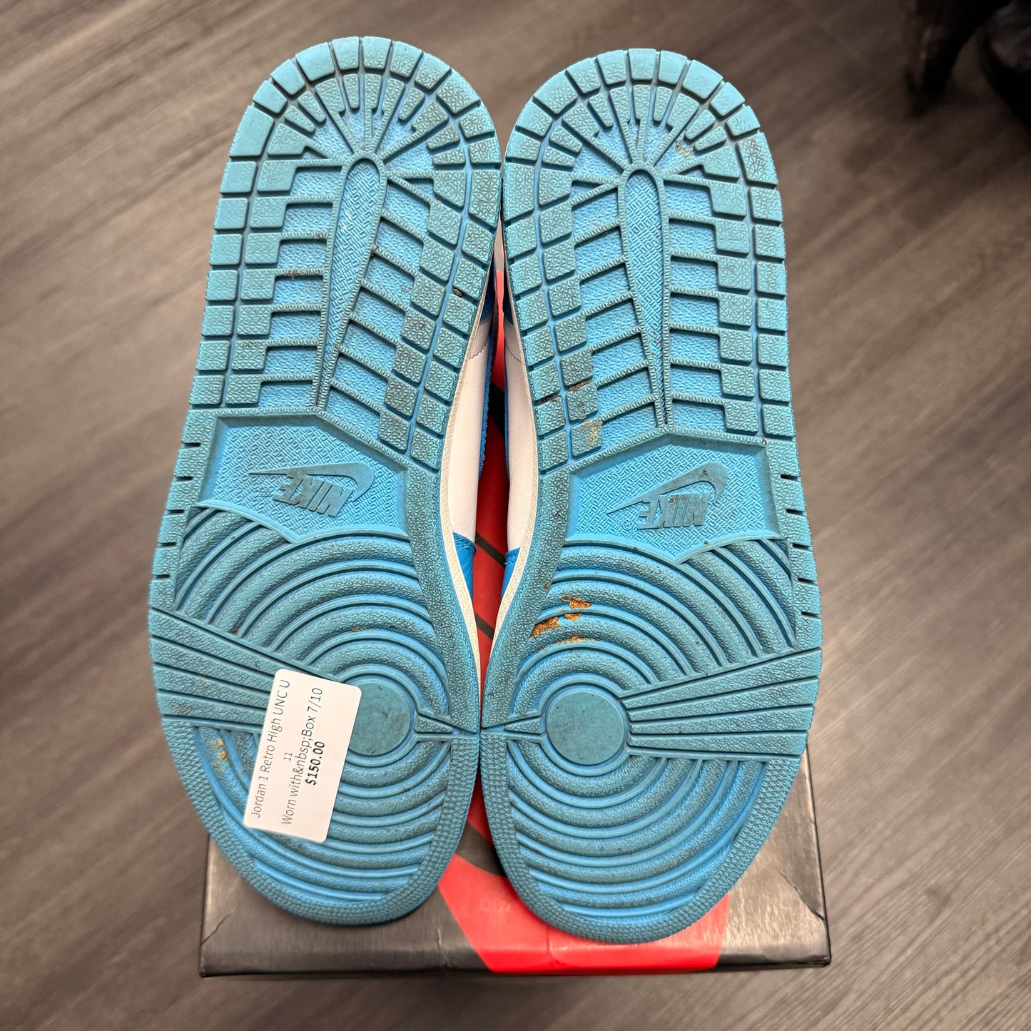 Jordan 1 Retro High UNC U