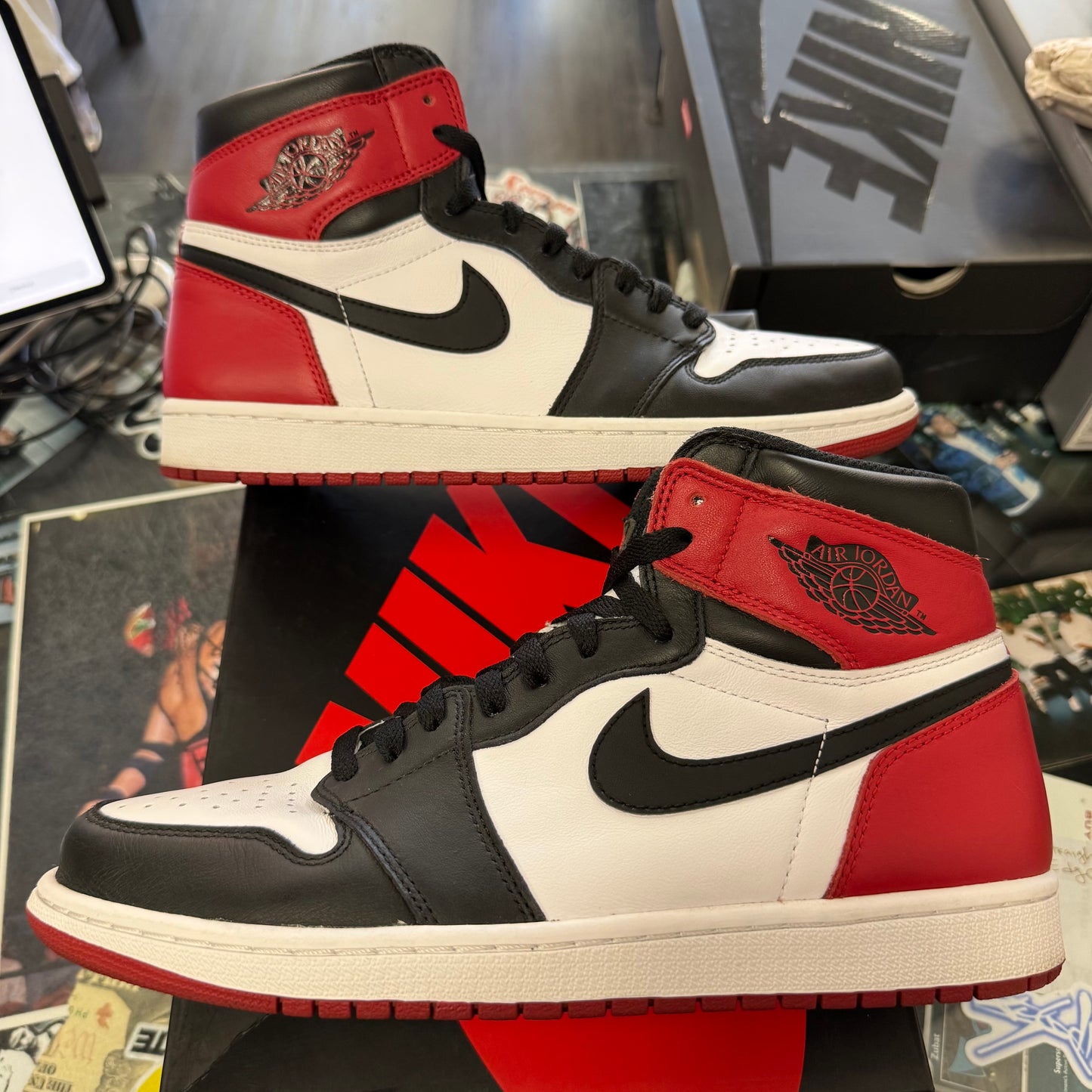 Jordan 1 Retro Black Toe 2016 U