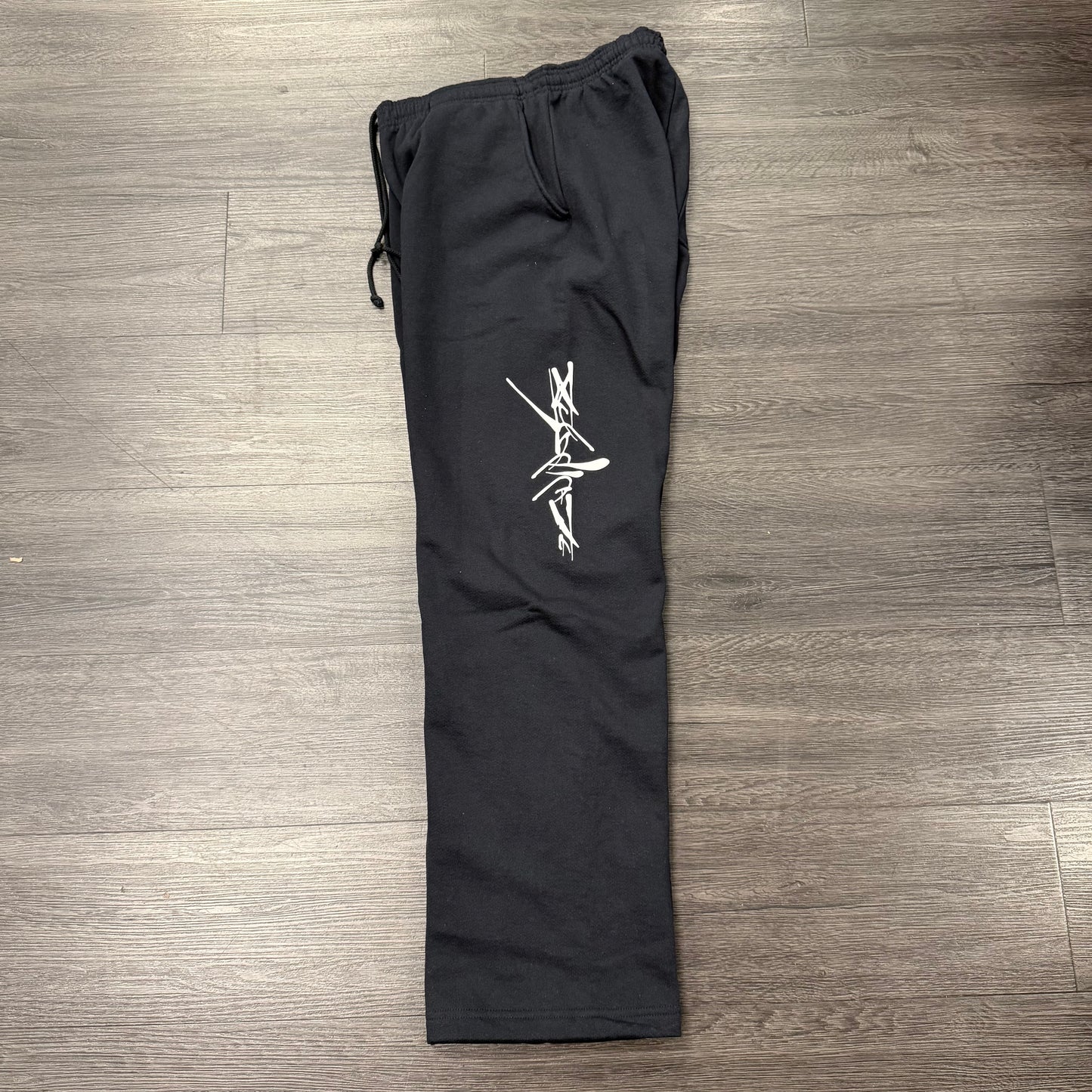 Syndi Script Museum Sweatpants