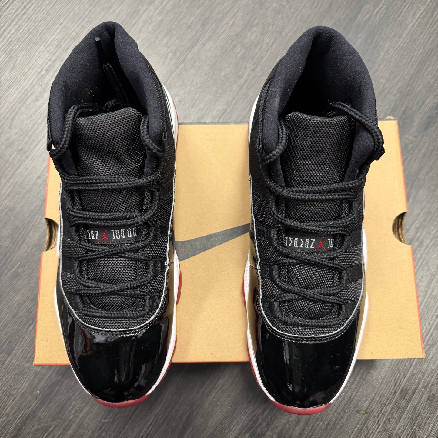 Jordan 11 Retro Playoffs Bred 2019 U9