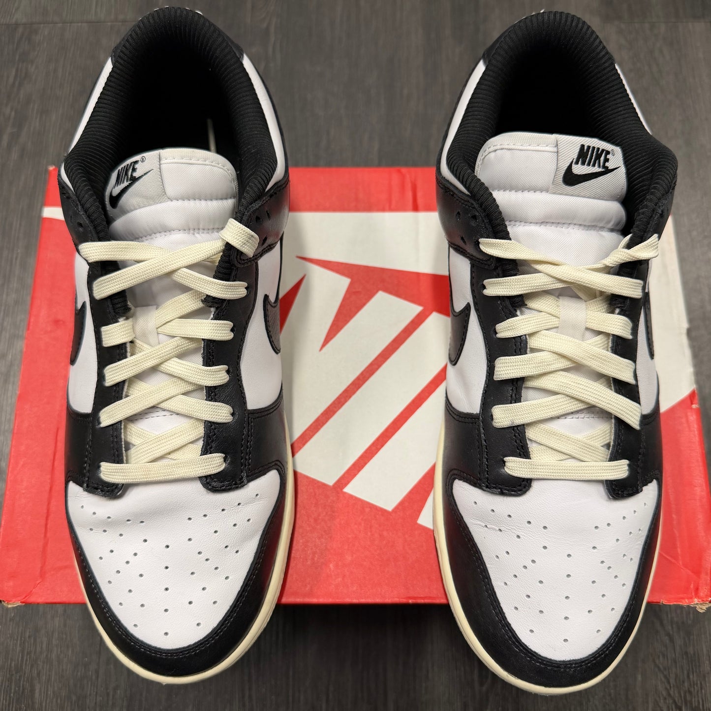 Nike Dunk Low Vintage Panda (Women's) U11.5W