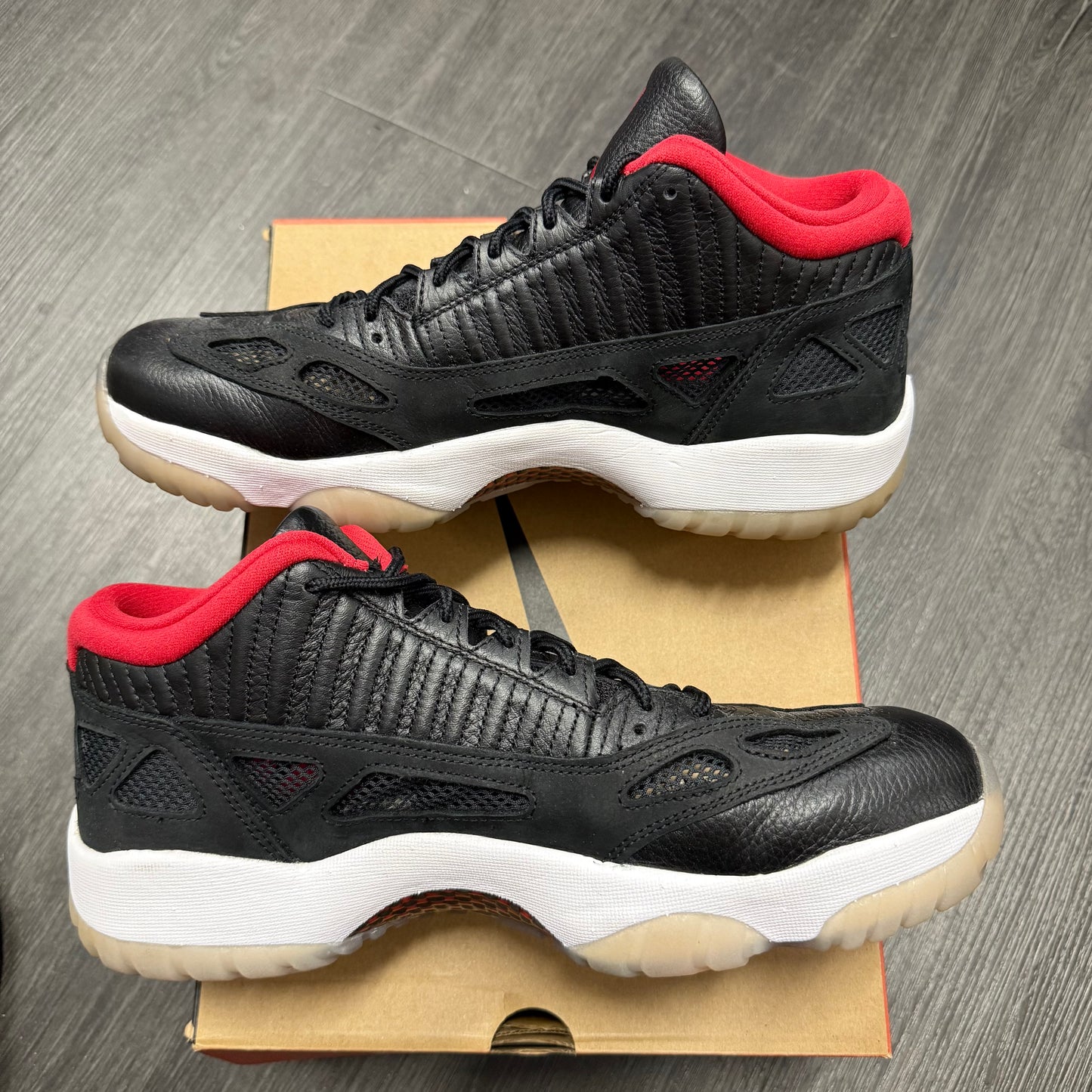 Jordan 11 Retro Low IE Bred (2021)