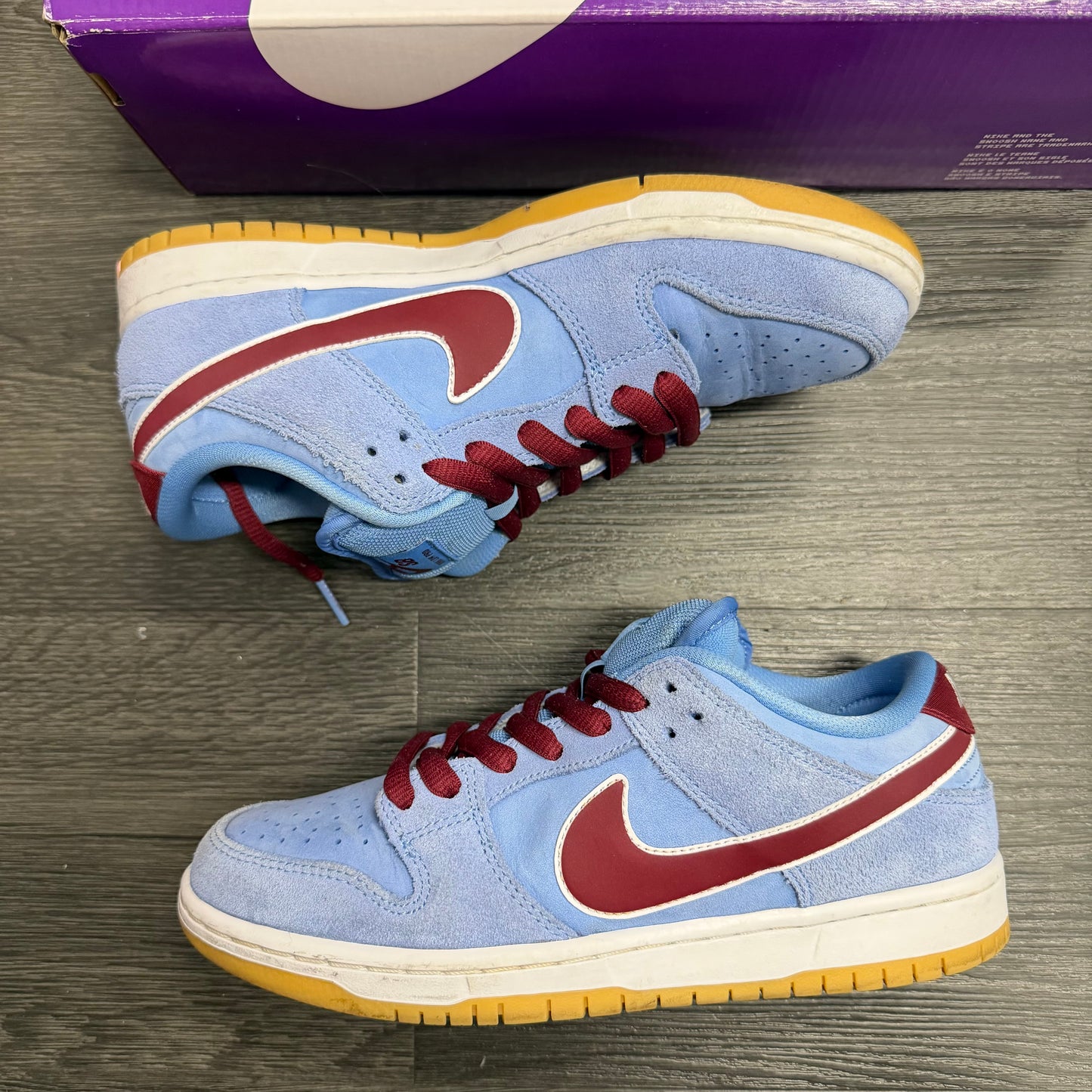 Nike SB Dunk Low Philadelphia Phillies U7