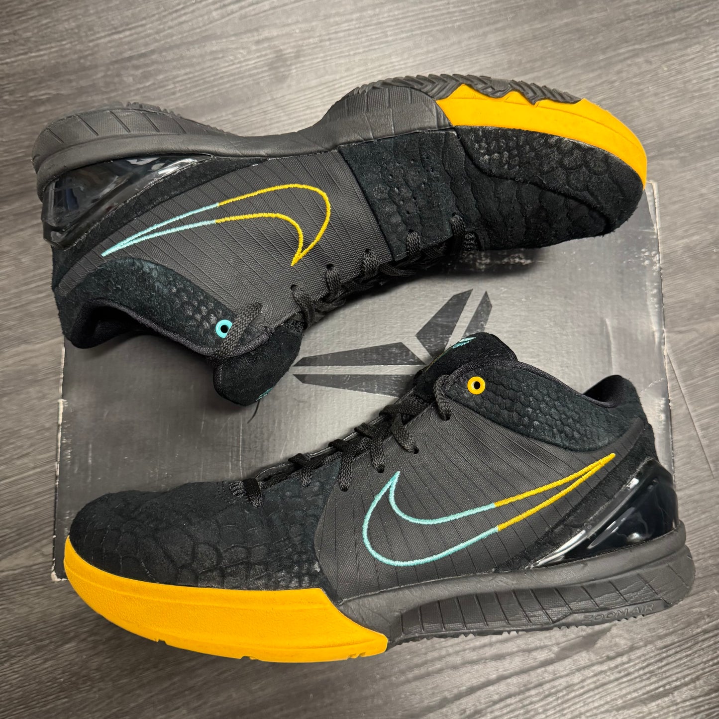 Nike Kobe 4 Protro FTB Snake