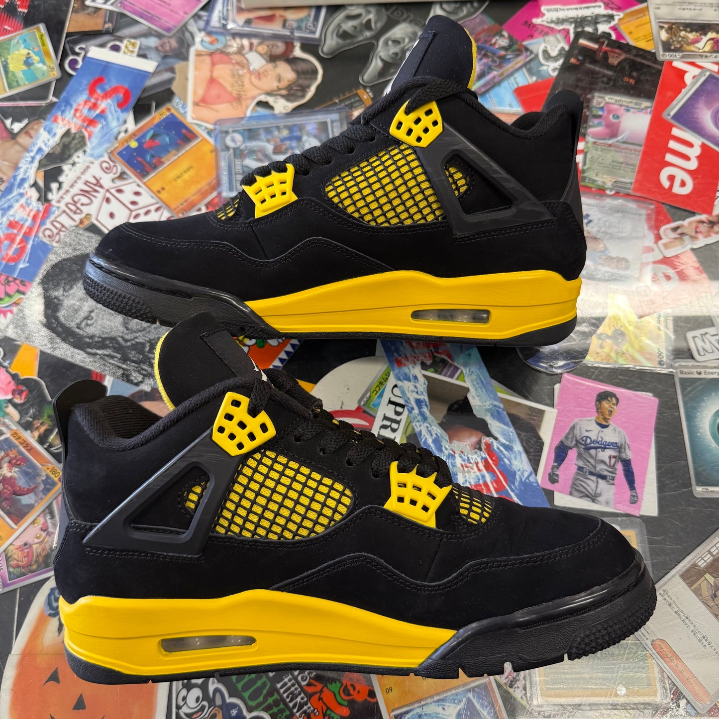 Jordan 4 Retro Thunder U7.5