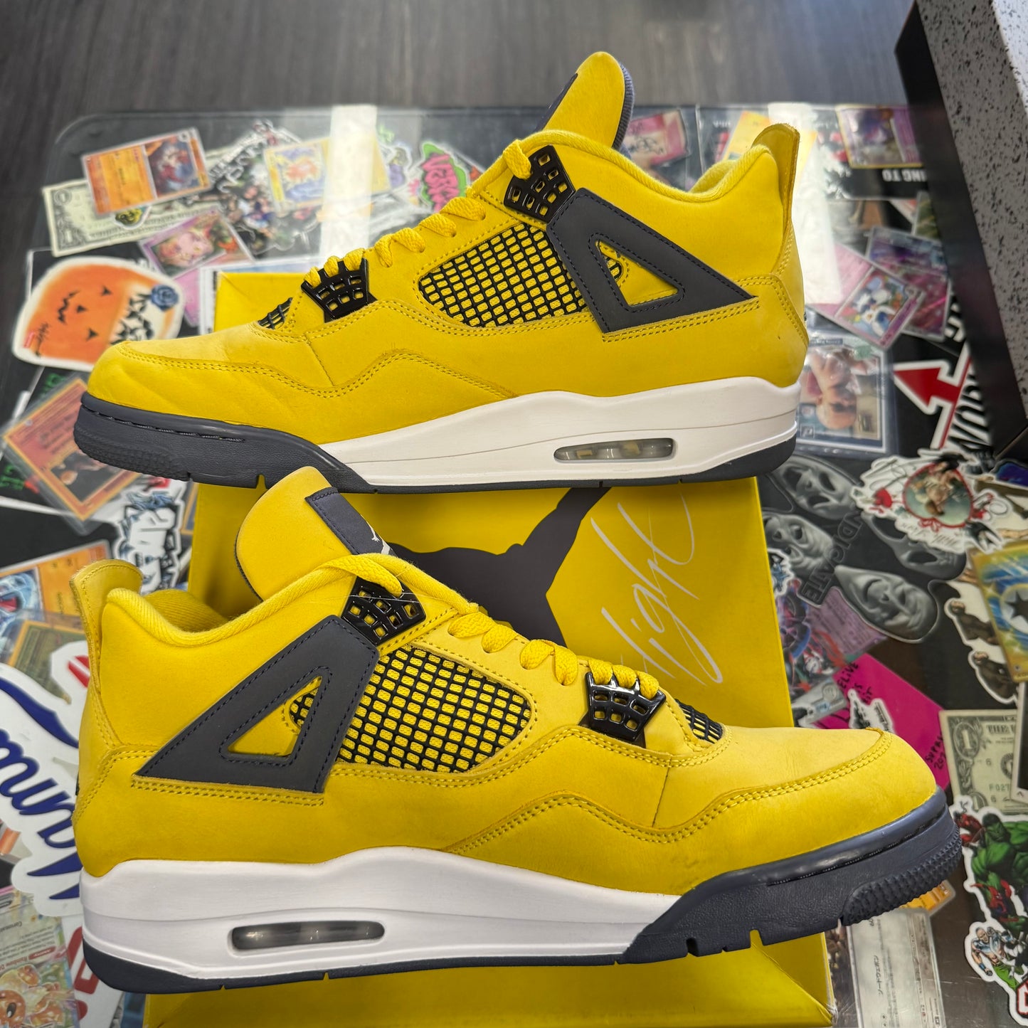 Jordan 4 Retro Lightning 2021 U12.5