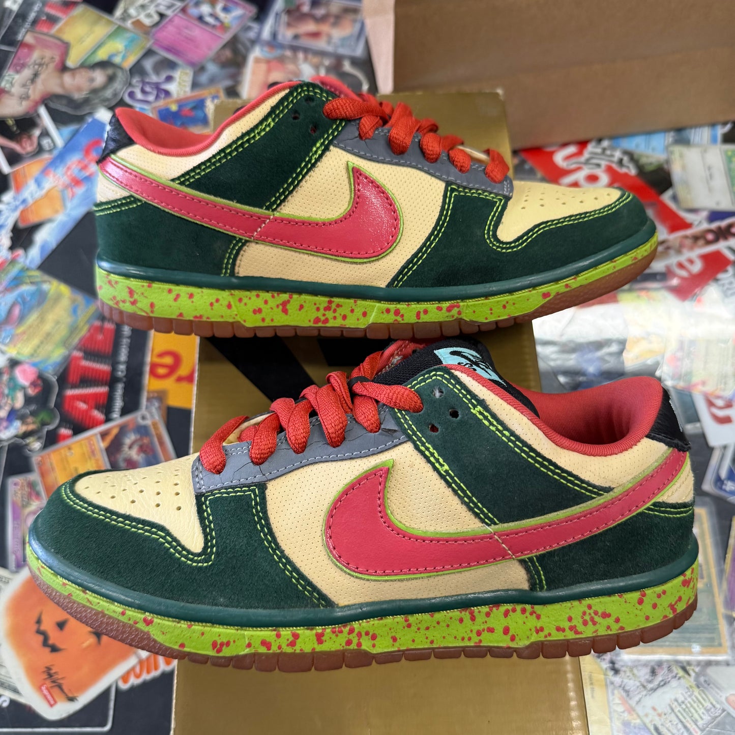 Nike SB Dunk Low Mosquito