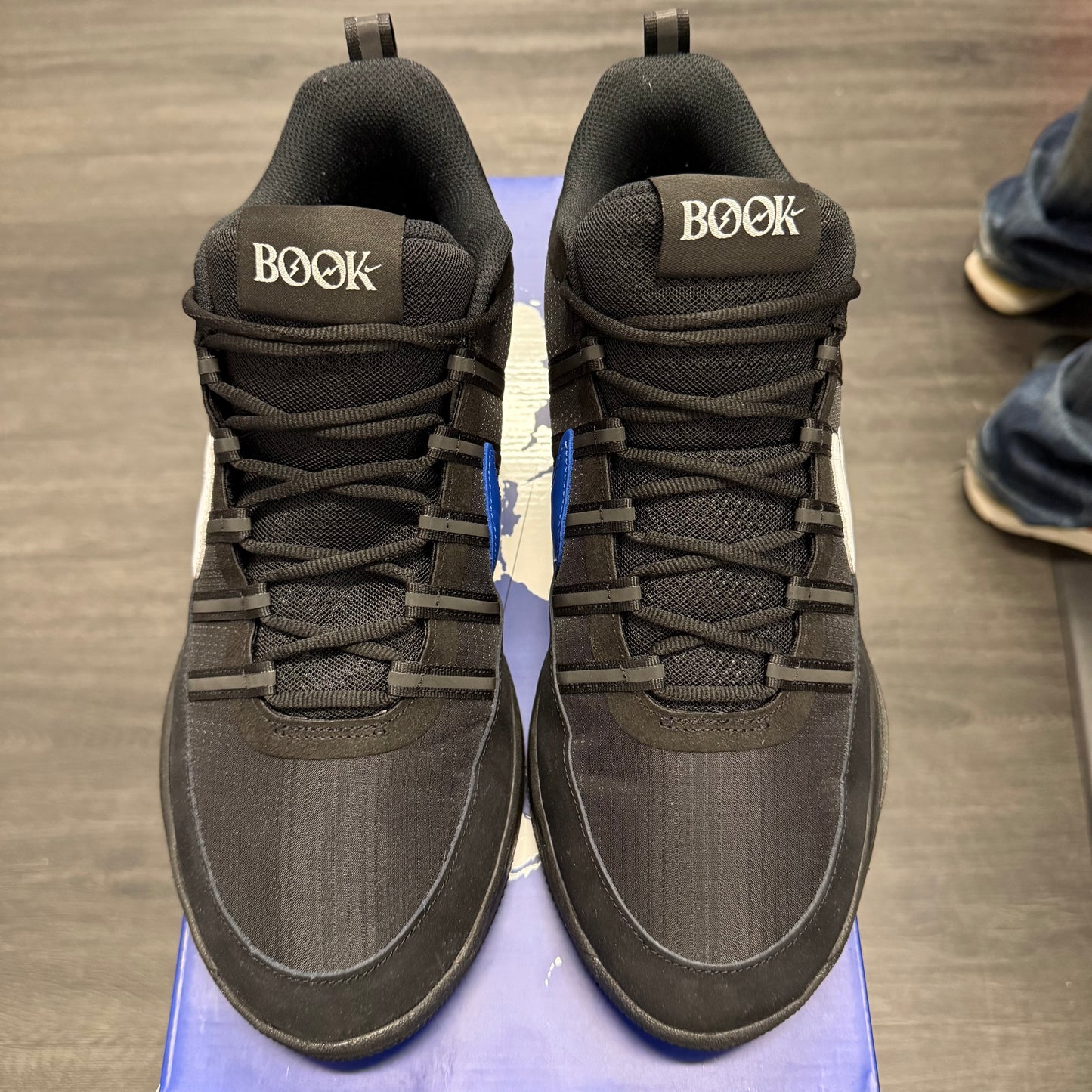 Nike Book 2 Fragment U13