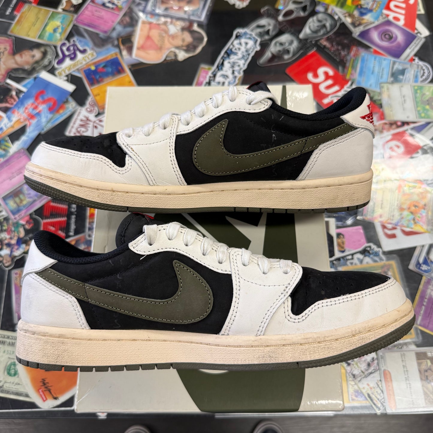 Jordan 1 retro low Travis Scott olive (women’s) U9W**